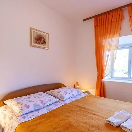 Davorka Apartment *