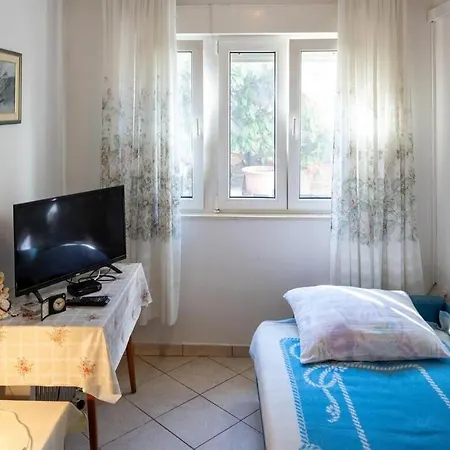 Apartment Davorka Gdinj